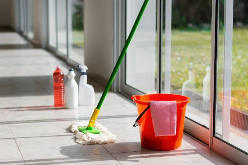 glass cleaning service